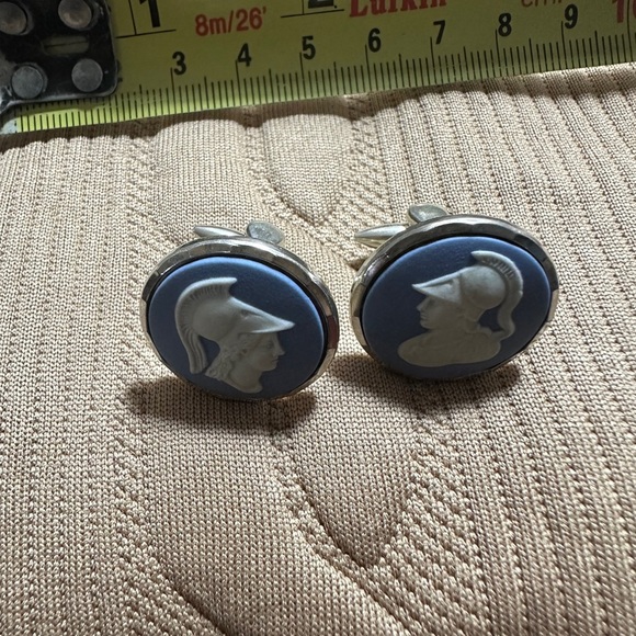 Blue and White Cameo Cufflinks Wedgewood - Picture 14 of 15